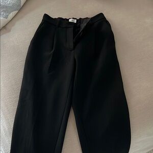 Aritzia Women's Pants